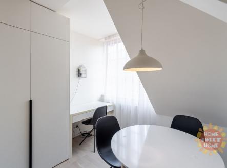 Pronájem bytu, 2+kk, 46 m²