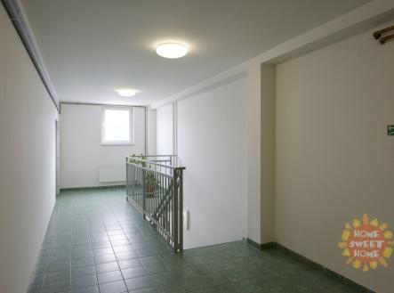 Pronájem kanceláře, 206 m²