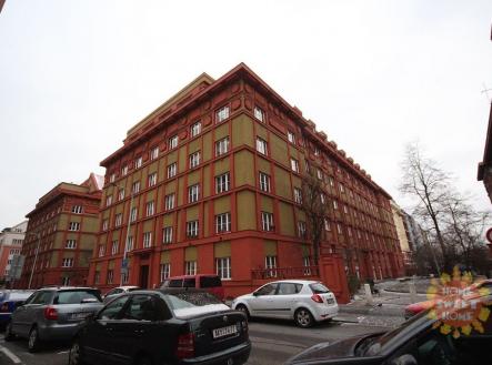 Pronájem bytu, 2+kk, 64 m²