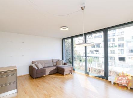 Pronájem bytu, 3+kk, 65 m²