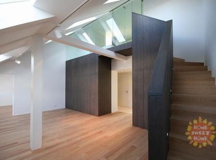 Pronájem bytu, 3+1, 130 m²