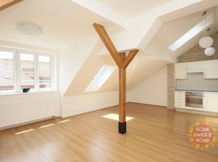 Pronájem bytu, 2+kk, 65 m²