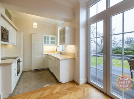 Pronájem domu/vily, 222 m²