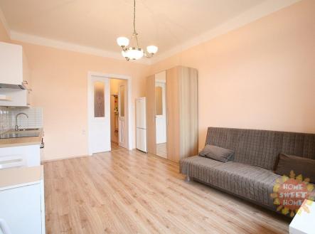 Pronájem bytu, 1+kk, 35 m²