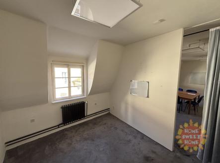 Pronájem kanceláře, 31 m²