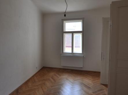 Pronájem bytu, 2+kk, 35 m²