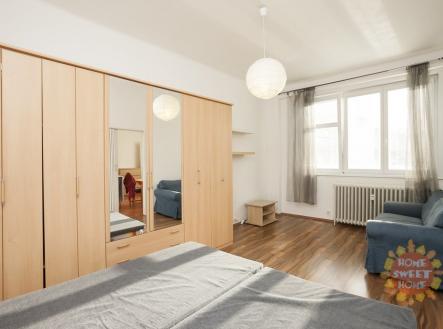 Pronájem bytu, 1+1, 46 m²