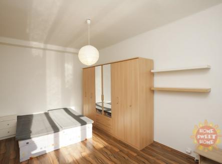 Pronájem bytu, 1+1, 46 m²