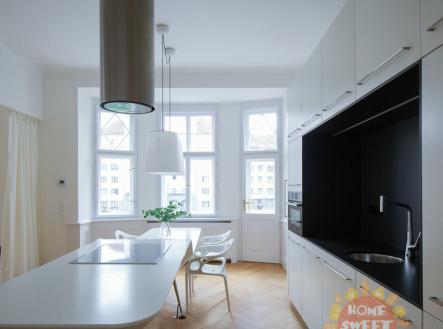 Pronájem bytu, 2+kk, 80 m²