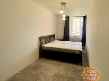Pronájem bytu, 2+kk, 46 m²