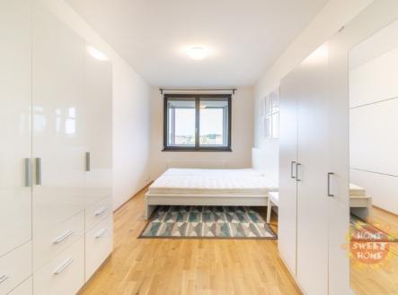 Pronájem bytu, 2+kk, 67 m²