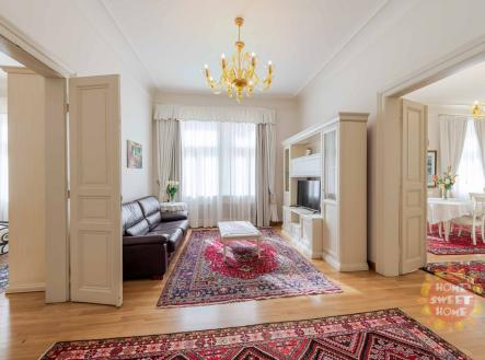 Pronájem bytu, 4+kk, 122 m²
