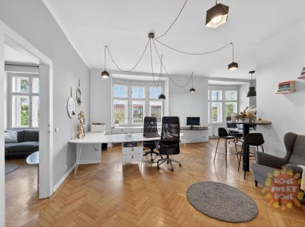 Pronájem kanceláře, 141 m²