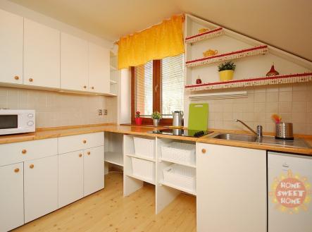 Pronájem bytu, 2+1, 58 m²