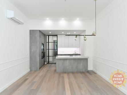 Pronájem bytu, 3+kk, 92 m² obrázek