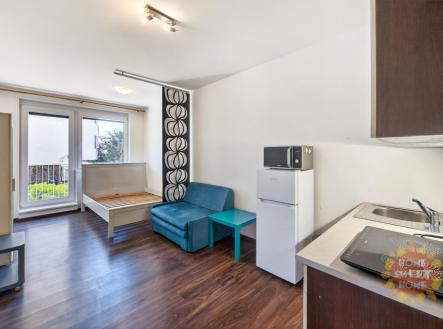 Pronájem bytu, 1+kk, 27 m²