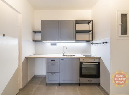 Pronájem bytu, 1+kk, 32 m²