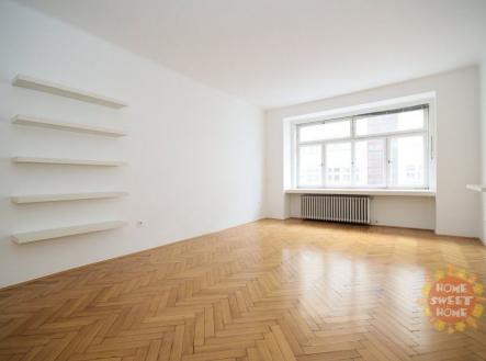 Pronájem bytu, 3+1, 130 m²