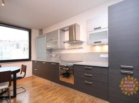 Pronájem bytu, 4+kk, 98 m²
