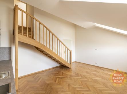 Pronájem bytu, 2+kk, 62 m²