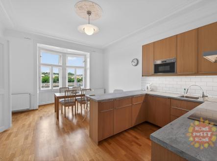 Pronájem bytu, 4+kk, 102 m²
