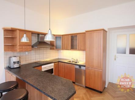 Pronájem bytu, 4+kk, 141 m²
