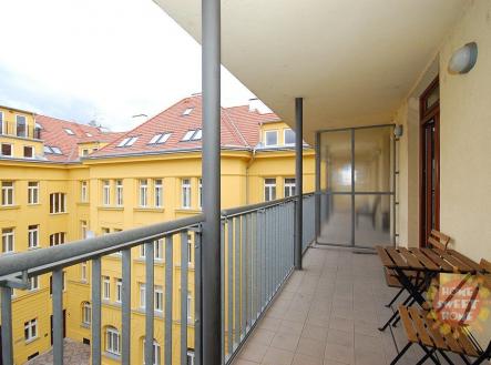 Pronájem kanceláře, 147 m²