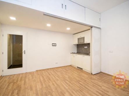Pronájem bytu, 1+kk, 25 m²