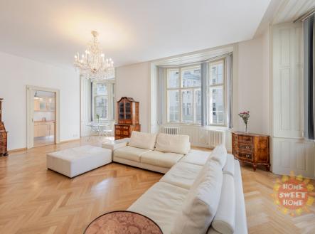 Pronájem bytu, 3+1, 130 m²