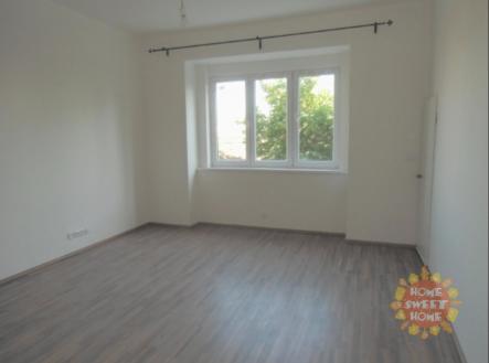 Pronájem bytu, 1+kk, 34 m²