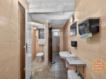 Pronájem skladu, 108 m²