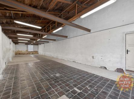 Pronájem skladu, 108 m²