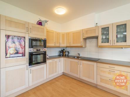 Pronájem bytu, 3+kk, 88 m²