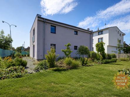 Pronájem bytu, 3+kk, 247 m²