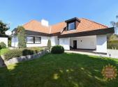 Pronájem kanceláře, 417 m²