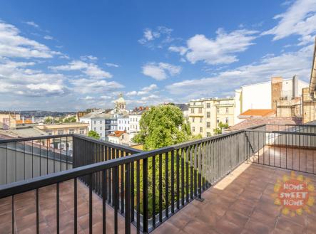 Pronájem bytu, 1+kk, 56 m²