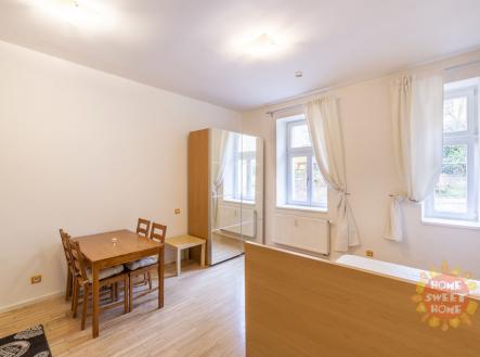Pronájem bytu, 1+kk, 30 m²