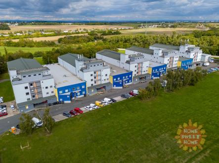 Pronájem skladu, 754 m²