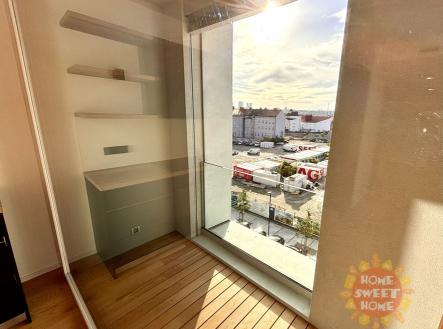 Pronájem bytu, 3+kk, 81 m²