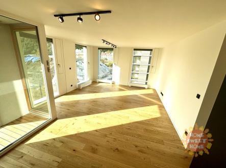 Pronájem bytu, 3+kk, 81 m²