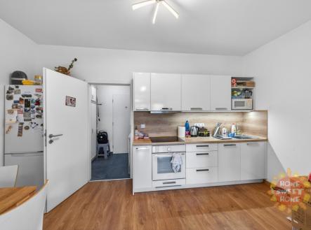 Pronájem bytu, 1+kk, 33 m²
