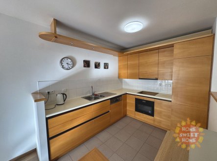 Pronájem bytu, 2+kk, 79 m²