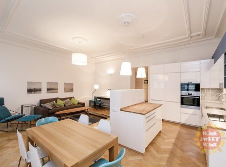 Pronájem bytu, 2+kk, 66 m²