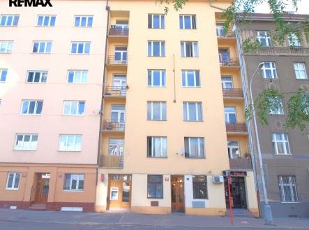 Prodej obchodní prostor, 230 m²