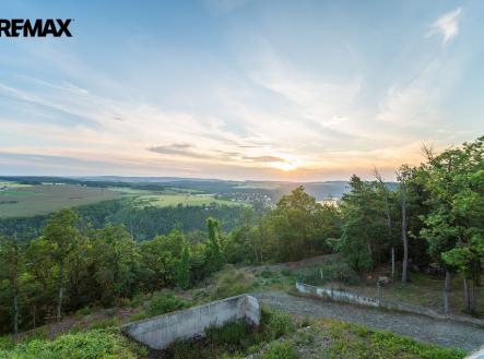 Prodej pozemku pro bydlení, 2 356 m²