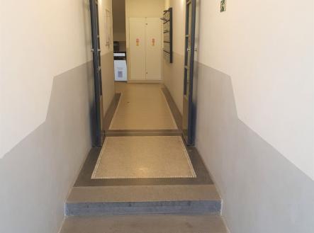 Prodej skladovací prostor, 94 m²