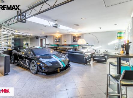 Prodej hotel, 550 m²