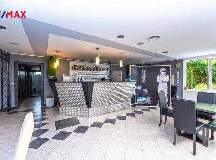 Prodej hotel, 550 m² obrázek