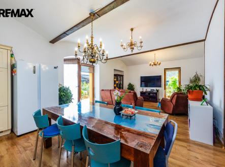 Prodej domu/vily, 219 m² obrázek