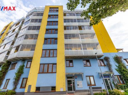 Prodej bytu, 3+kk, 70 m²